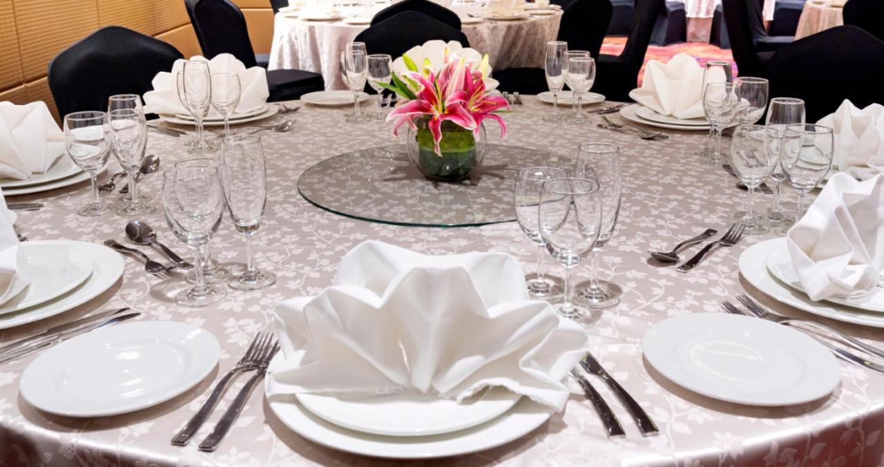 ホテル The Elite Narasapura, A Member Of Radisson Individuals エクステリア 写真