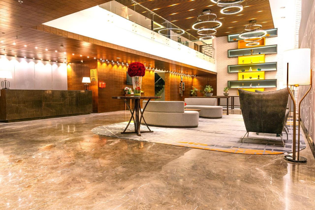 ホテル The Elite Narasapura, A Member Of Radisson Individuals エクステリア 写真